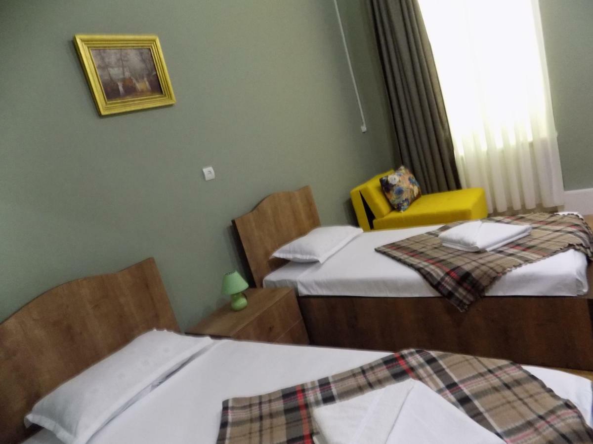 Apartament Old Yard Apartment Tbilisi Bagian luar foto
